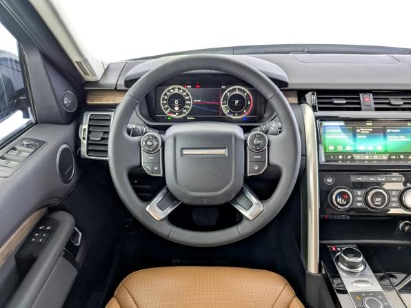 Land Rover Discovery V с пробегом 2018 года, цена 2 980 000 рублей, 202287 км, внедорожник, Автокод Объявления