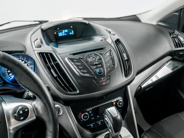 Ford Kuga II с пробегом 2015 года, цена 1 300 000 рублей, 158000 км, внедорожник, Автокод Объявления