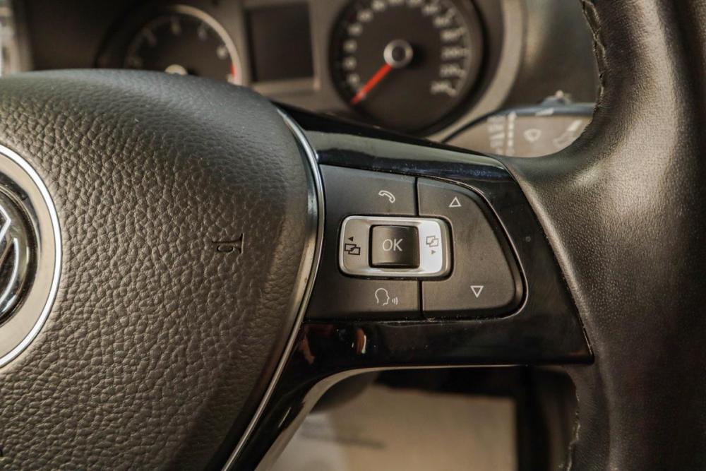 Volkswagen Polo V Рестайлинг Челябинск  - изображение 13