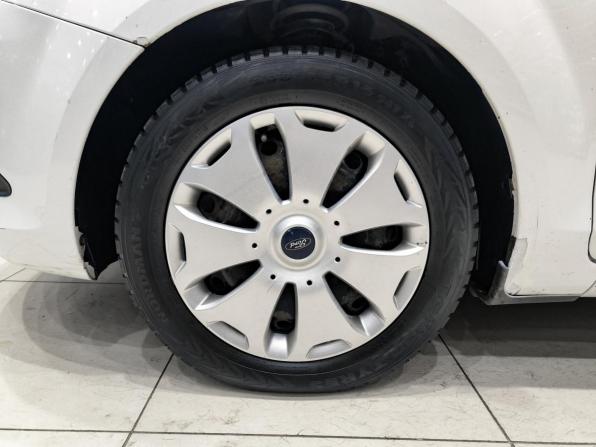 Ford Focus II Рестайлинг с пробегом 2011 года, цена 499 000 рублей, 270691 км, хэтчбек, Автокод Объявления