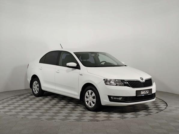 Skoda Rapid I Рестайлинг с пробегом 2018 года, цена 1 129 000 рублей, 90000 км, лифтбек, Автокод Объявления