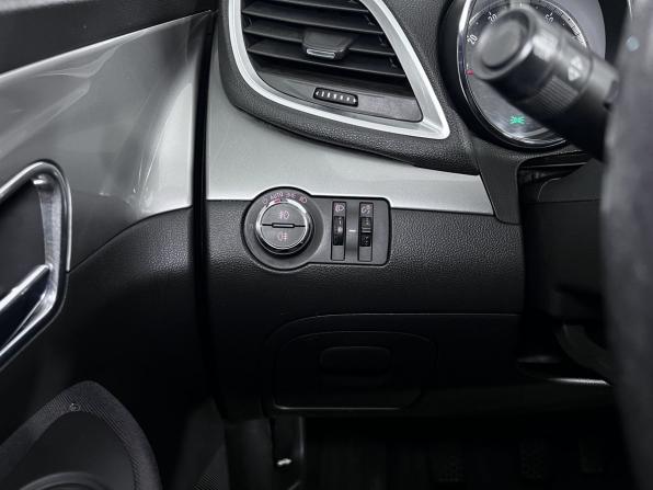 Opel Mokka I с пробегом 2014 года, цена 1 100 000 рублей, 177000 км, внедорожник, Автокод Объявления