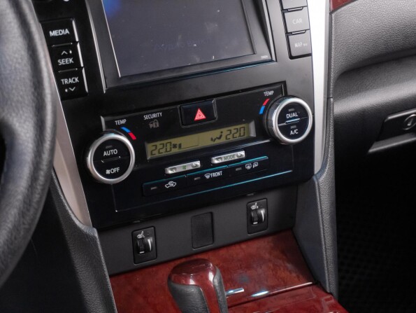 Toyota Camry VII (XV50) с пробегом 2013 года, цена 2 099 000 рублей, 138203 км, седан, Автокод Объявления