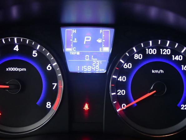 Hyundai Solaris I Рестайлинг с пробегом 2015 года, цена 1 087 000 рублей, 115808 км, седан, Автокод Объявления