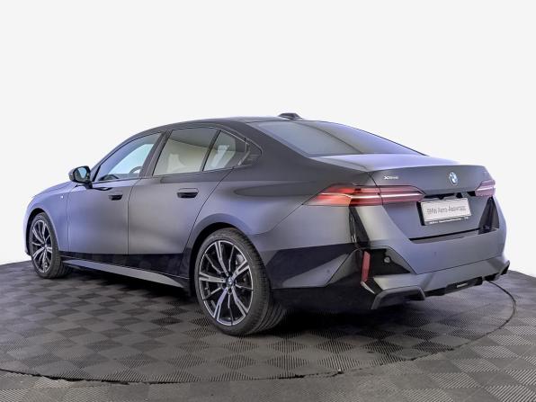 BMW 5 серии VIII (G60/G61/G68) с пробегом 2025 года, цена 8 255 000 рублей, 8686 км, седан, Автокод Объявления