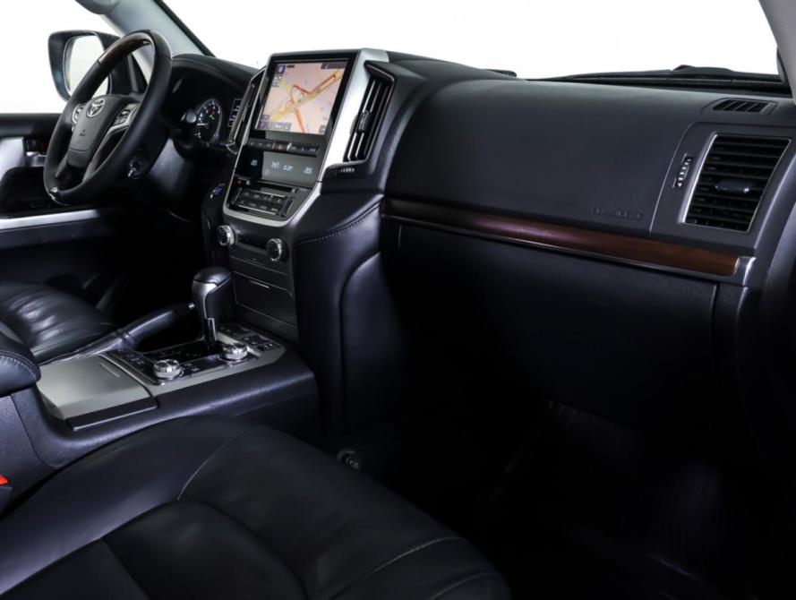 Toyota Land Cruiser 200 Series Рестайлинг 2 Москва  - изображение 10
