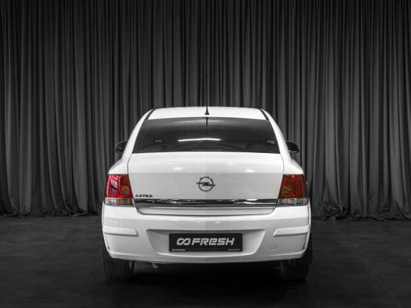 Opel Astra H Рестайлинг с пробегом 2013 года, цена 519 000 рублей, 192291 км, седан, Автокод Объявления