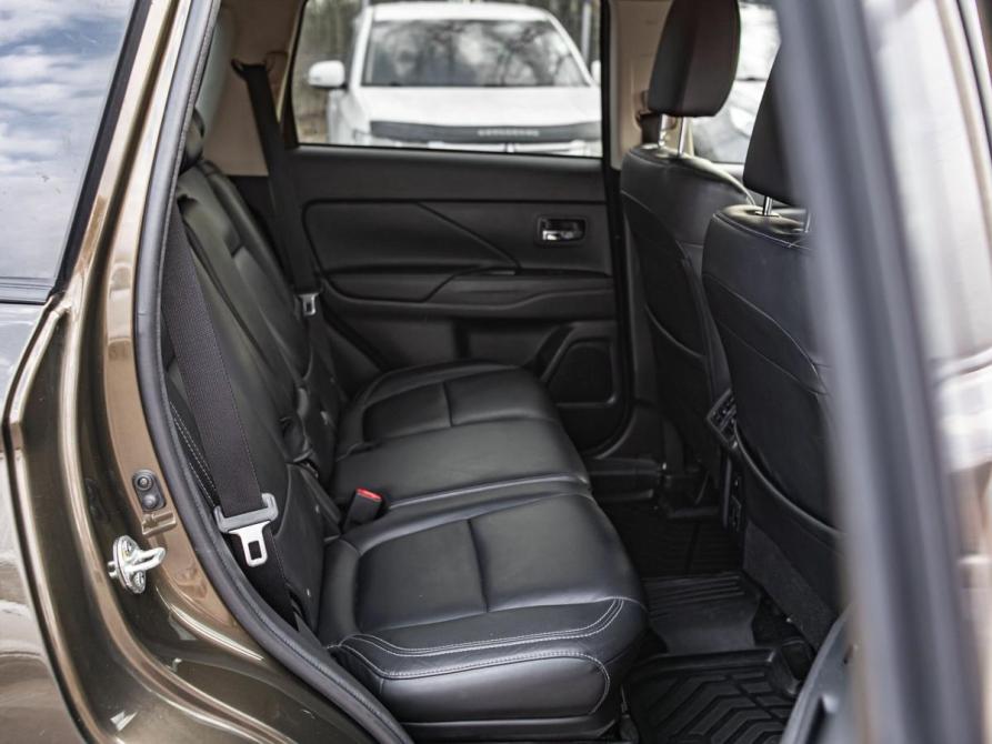 Mitsubishi Outlander III Рестайлинг 3 Санкт-Петербург  - изображение 13