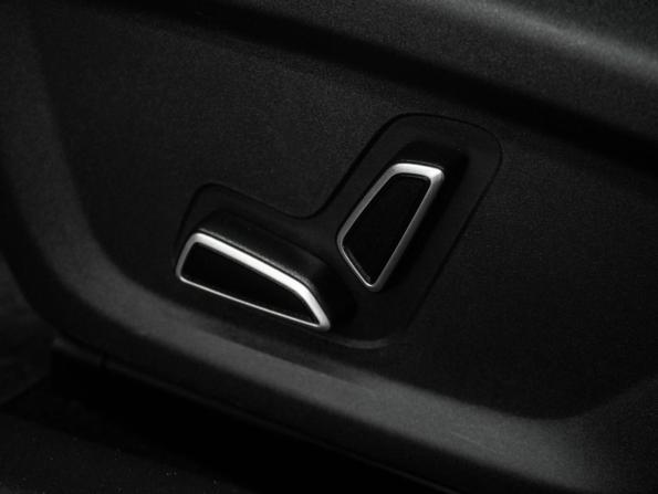 Changan UNI-V I с пробегом 2023 года, цена 2 149 000 рублей, 40637 км, лифтбек, Автокод Объявления