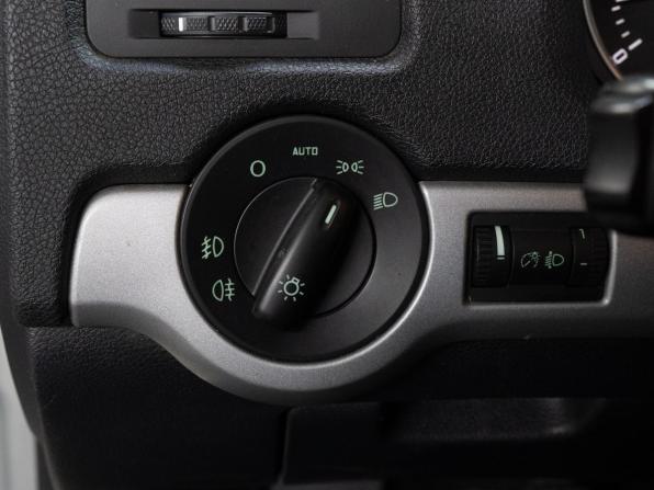 Skoda Octavia II (A5) Рестайлинг с пробегом 2013 года, цена 689 000 рублей, 265534 км, лифтбек, Автокод Объявления