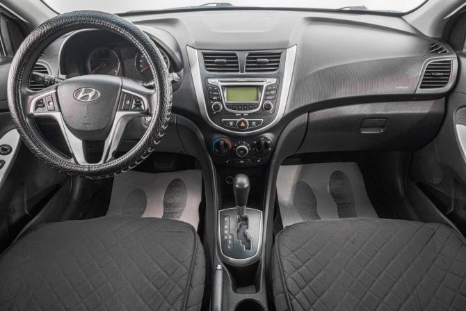 Hyundai Solaris I с пробегом 2011 года, цена 799 000 рублей, 195000 км, хэтчбек, Автокод Объявления