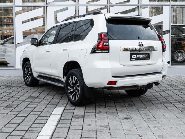 Toyota Land Cruiser Prado 150 Series Рестайлинг 2 с пробегом 2019 года, цена 4 920 000 рублей, 107773 км, внедорожник, Автокод Объявления