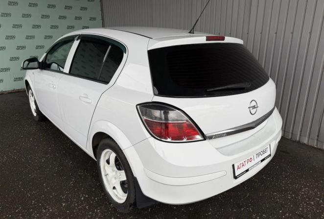 Opel Astra H Рестайлинг с пробегом 2011 года, цена 490 000 рублей, 178987 км, хэтчбек, Автокод Объявления