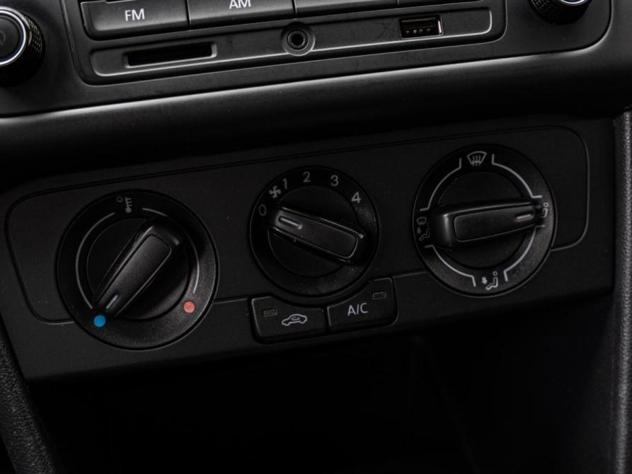 Volkswagen Polo V Рестайлинг Краснодар  - изображение 12