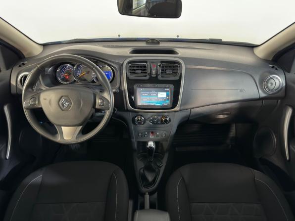 Renault Sandero II с пробегом 2017 года, цена 1 189 900 рублей, 73300 км, хэтчбек, Автокод Объявления
