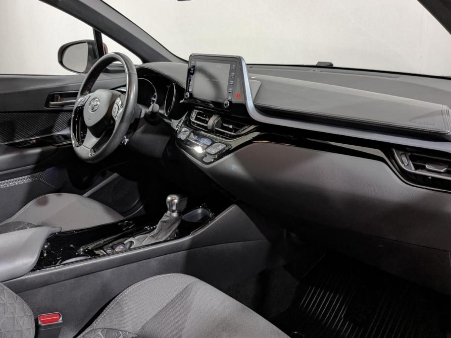 Toyota C-HR I Рестайлинг Москва  - изображение 13