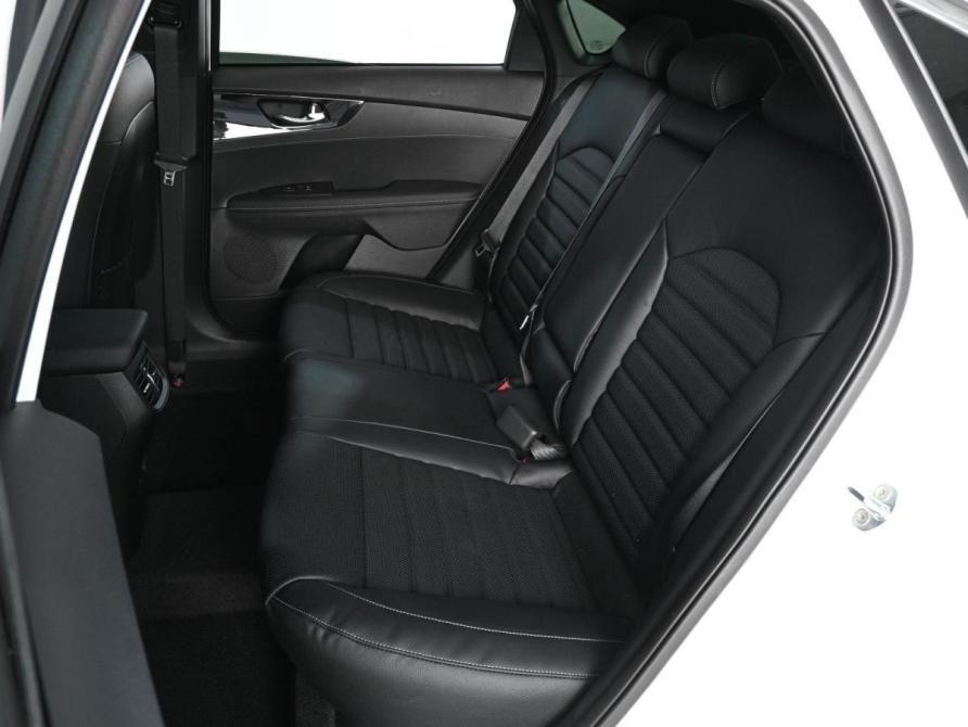 Kia Cerato IV Рестайлинг Ростов-на-Дону  - изображение 9