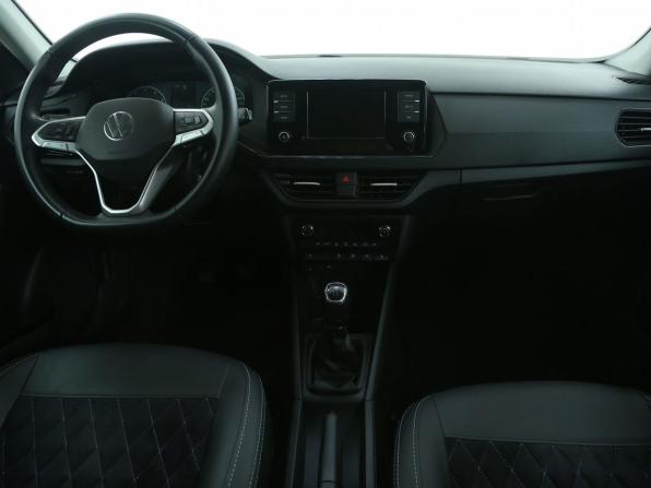 Volkswagen Polo VI с пробегом 2021 года, цена 1 550 000 рублей, 92000 км, лифтбек, Автокод Объявления