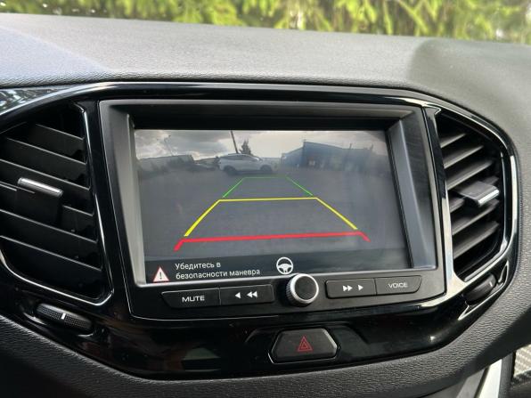 Lada (ВАЗ) Vesta I с пробегом 2021 года, цена 1 319 000 рублей, 92033 км, седан, Автокод Объявления