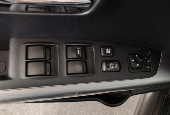 Mitsubishi Outlander II Рестайлинг с пробегом 2012 года, цена 900 000 рублей, 210599 км, внедорожник, Автокод Объявления