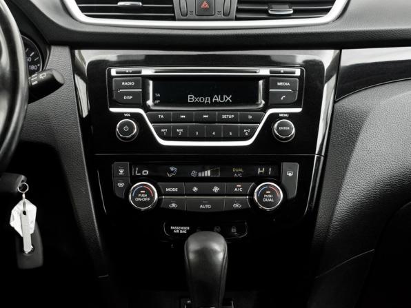 Nissan Qashqai II с пробегом 2017 года, цена 1 580 000 рублей, 64380 км, внедорожник, Автокод Объявления