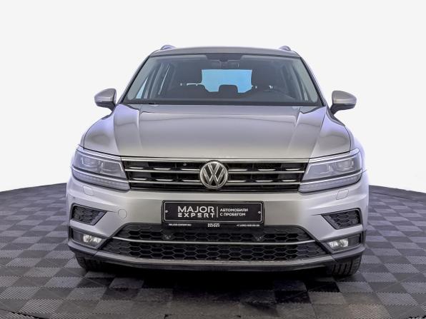 Volkswagen Tiguan II с пробегом 2018 года, цена 1 970 000 рублей, 215287 км, внедорожник, Автокод Объявления