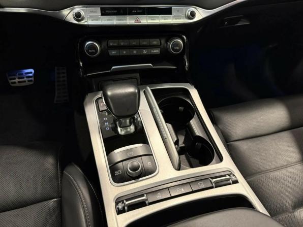 Kia Stinger I с пробегом 2018 года, цена 3 270 000 рублей, 107289 км, лифтбек, Автокод Объявления