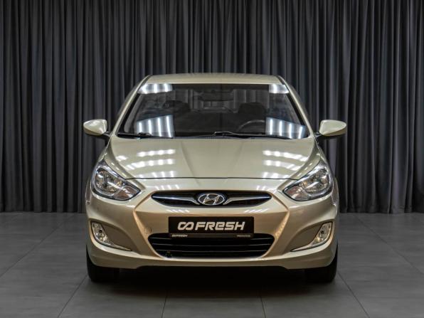 Hyundai Solaris I с пробегом 2011 года, цена 749 000 рублей, 178304 км, седан, Автокод Объявления