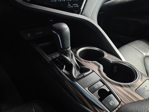 Toyota Camry VIII (XV70) с пробегом 2019 года, цена 2 390 000 рублей, 154400 км, седан, Автокод Объявления