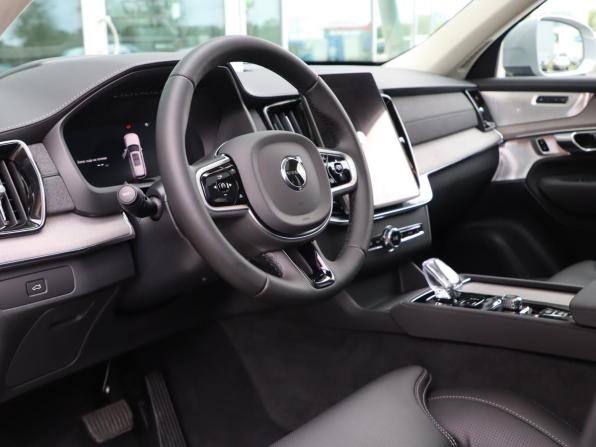 Volvo XC90 II Рестайлинг 2 с пробегом 2026 года, цена 11 650 000 рублей, 25 км, внедорожник, Автокод Объявления