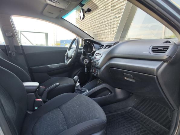 Kia Rio III с пробегом 2014 года, цена 900 000 рублей, 115000 км, седан, Автокод Объявления