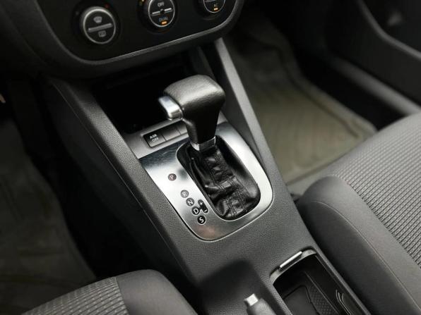 Volkswagen Jetta V с пробегом 2009 года, цена 625 000 рублей, 225250 км, седан, Автокод Объявления