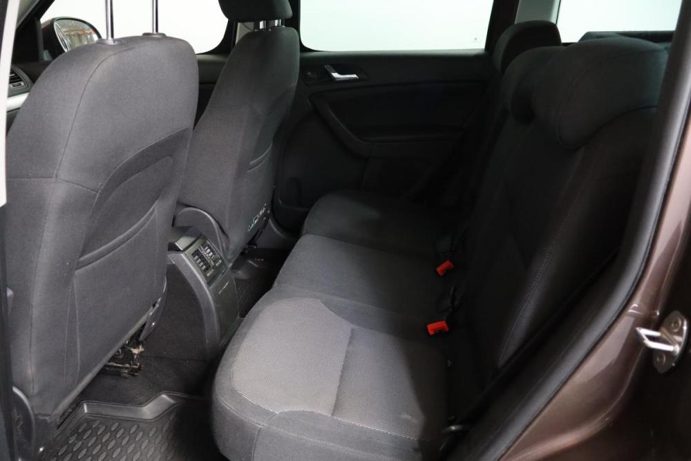 Skoda Yeti I Рестайлинг Санкт-Петербург  - изображение 12