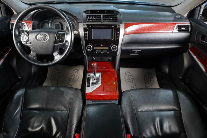 Toyota Camry VII (XV50) с пробегом 2012 года, цена 1 469 000 рублей, 311000 км, седан, Автокод Объявления