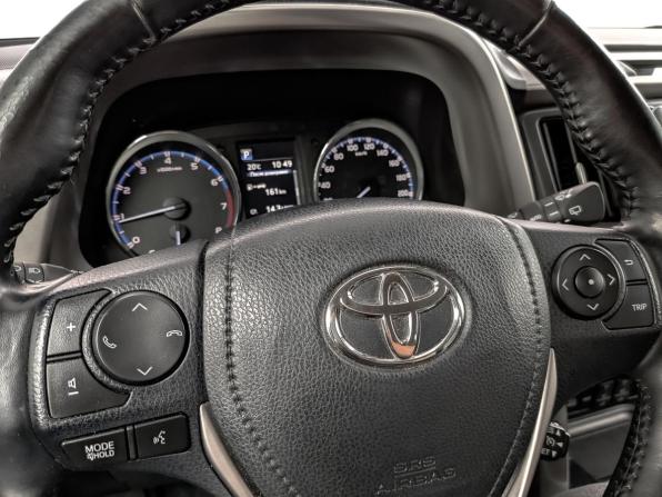Toyota RAV4 IV (XA40) Рестайлинг с пробегом 2016 года, цена 2 750 000 рублей, 107294 км, внедорожник, Автокод Объявления