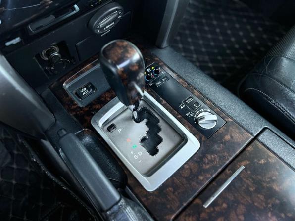 Toyota Land Cruiser 200 Series Рестайлинг 1 с пробегом 2014 года, цена 3 443 300 рублей, 260000 км, внедорожник, Автокод Объявления