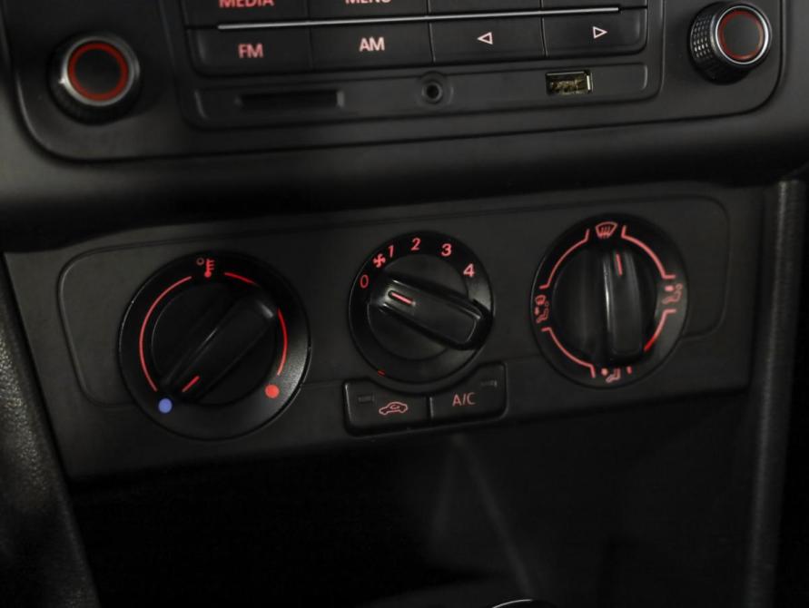 Volkswagen Polo V Санкт-Петербург  - изображение 15