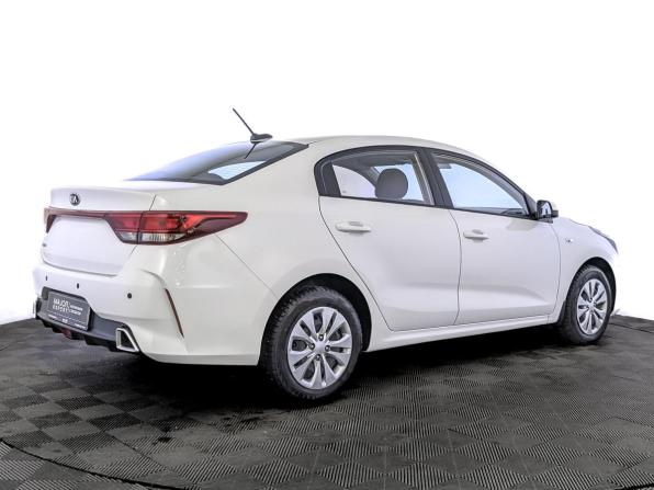 Kia Rio IV Рестайлинг с пробегом 2021 года, цена 1 680 000 рублей, 47426 км, седан, Автокод Объявления