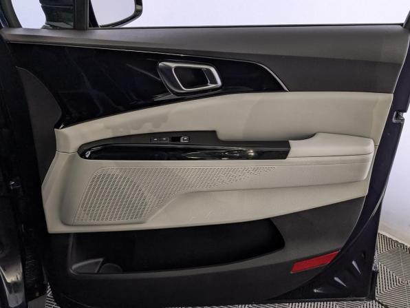 Kia Carnival IV с пробегом 2021 года, цена 3 830 000 рублей, 96334 км, минивэн, Автокод Объявления