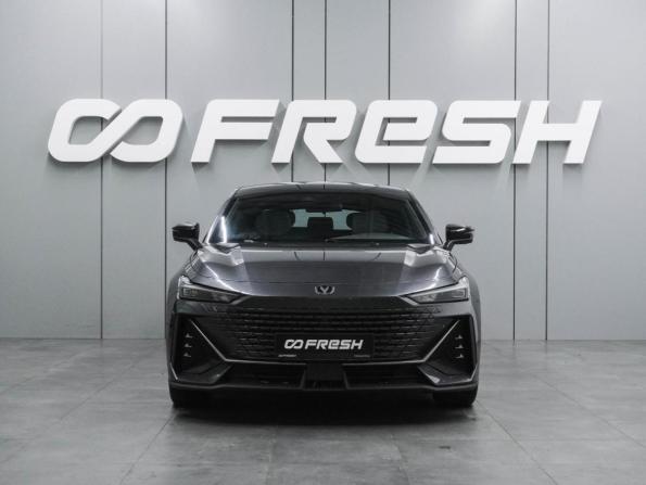Changan UNI-V I с пробегом 2023 года, цена 2 295 000 рублей, 35822 км, лифтбек, Автокод Объявления