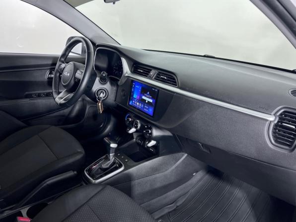 Kia Rio IV Рестайлинг с пробегом 2021 года, цена 1 630 000 рублей, 65930 км, седан, Автокод Объявления