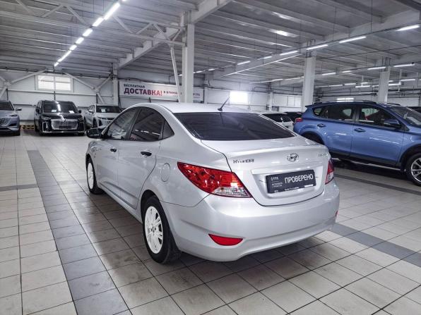Hyundai Solaris I с пробегом 2013 года, цена 690 000 рублей, 222834 км, седан, Автокод Объявления