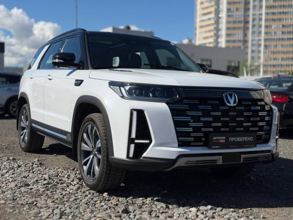 Changan CS95 I Рестайлинг 2 с пробегом 2023 года, цена 3 350 000 рублей, 2584 км, внедорожник, Автокод Объявления