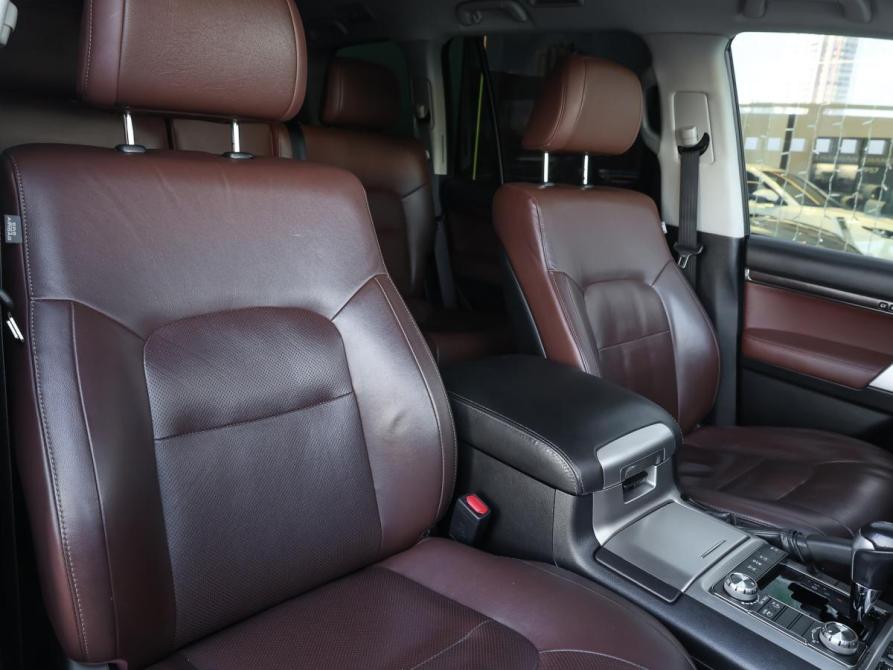 Toyota Land Cruiser 200 Series Рестайлинг 2 Москва  - изображение 11