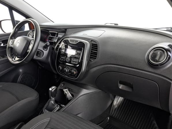 Renault Kaptur I с пробегом 2017 года, цена 1 130 000 рублей, 132229 км, внедорожник, Автокод Объявления