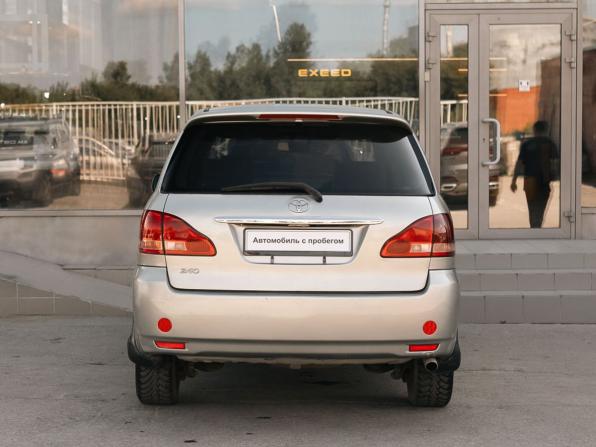 Toyota Ipsum II (M20) с пробегом 2001 года, цена 700 000 рублей, 391603 км, компактвэн, Автокод Объявления
