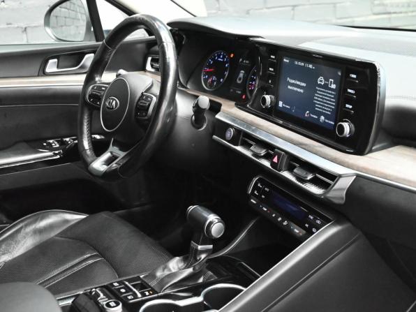 Kia K5 III с пробегом 2021 года, цена 2 560 000 рублей, 71836 км, седан, Автокод Объявления