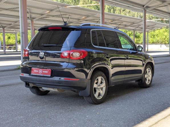 Volkswagen Tiguan I с пробегом 2010 года, цена 980 000 рублей, 218950 км, внедорожник, Автокод Объявления