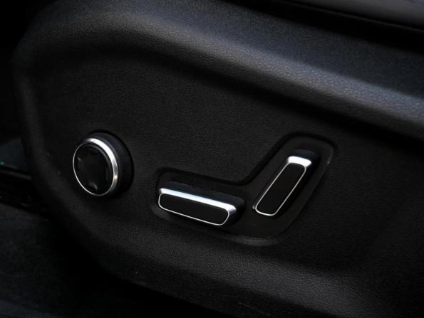 Geely Monjaro I с пробегом 2023 года, цена 3 049 000 рублей, 43562 км, внедорожник, Автокод Объявления