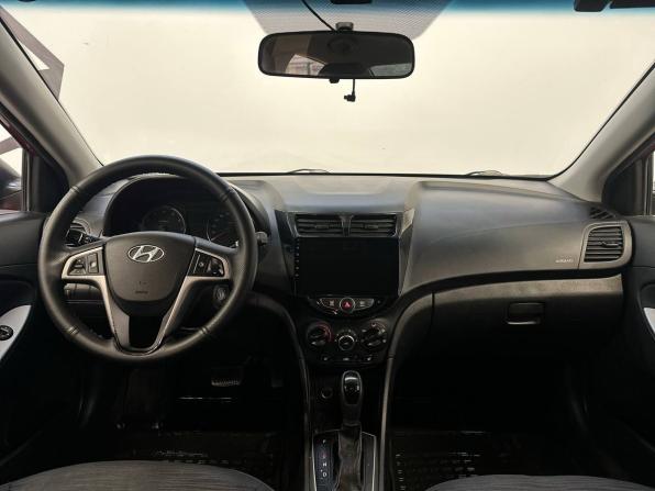 Hyundai Solaris I Рестайлинг с пробегом 2015 года, цена 1 049 900 рублей, 151980 км, седан, Автокод Объявления